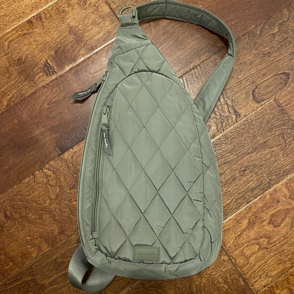Vera Bradley sling bag
